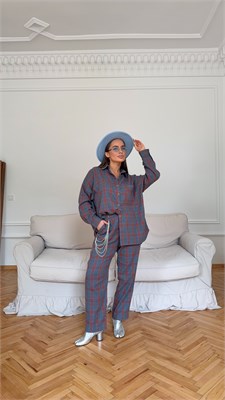{{photo.Alt || photo.Description || 'Брюки Choco'}}